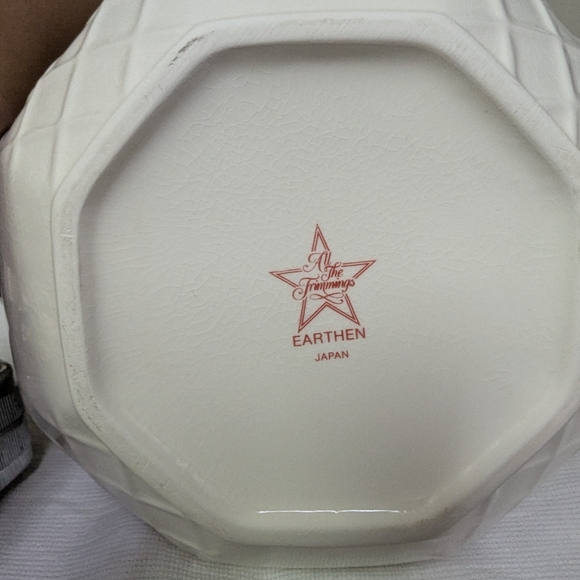 Holiday Teapot with Christmas Tree Design - Picture 2 of 10